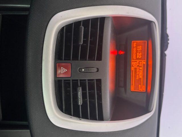 PEUGEOT 207 1.4 8V 75CV 3p. Special Edition