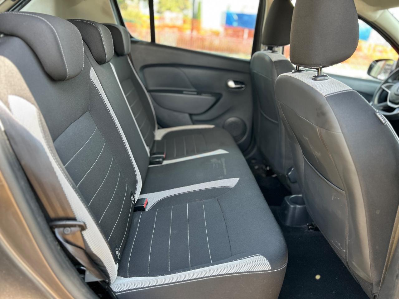 Dacia Sandero Stepway 0.9cc*NAVI*GPL FABBRICA*NEOPATENTATI*