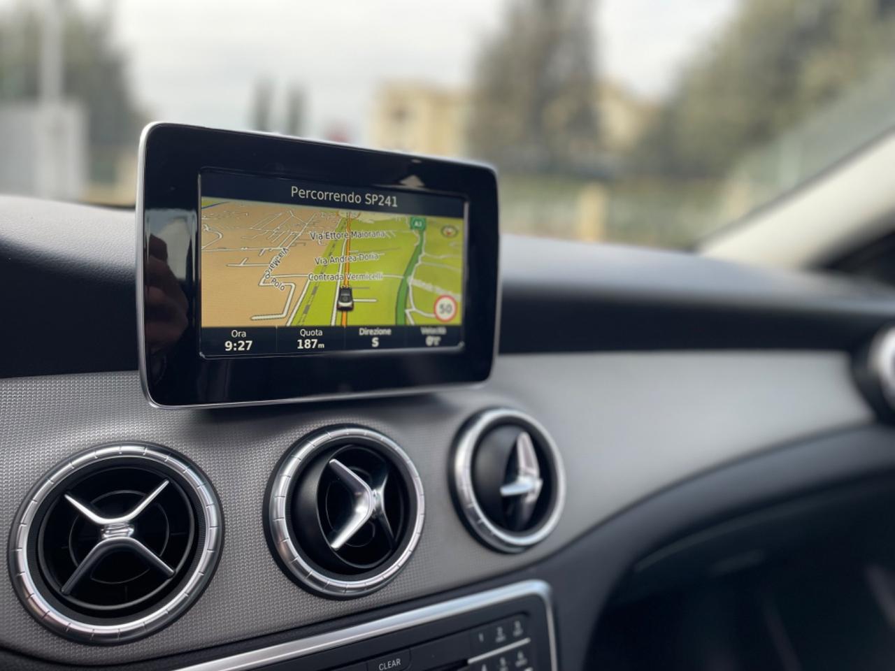 Mercedes-benz CLA 200 CLA 200 d Automatic Premium