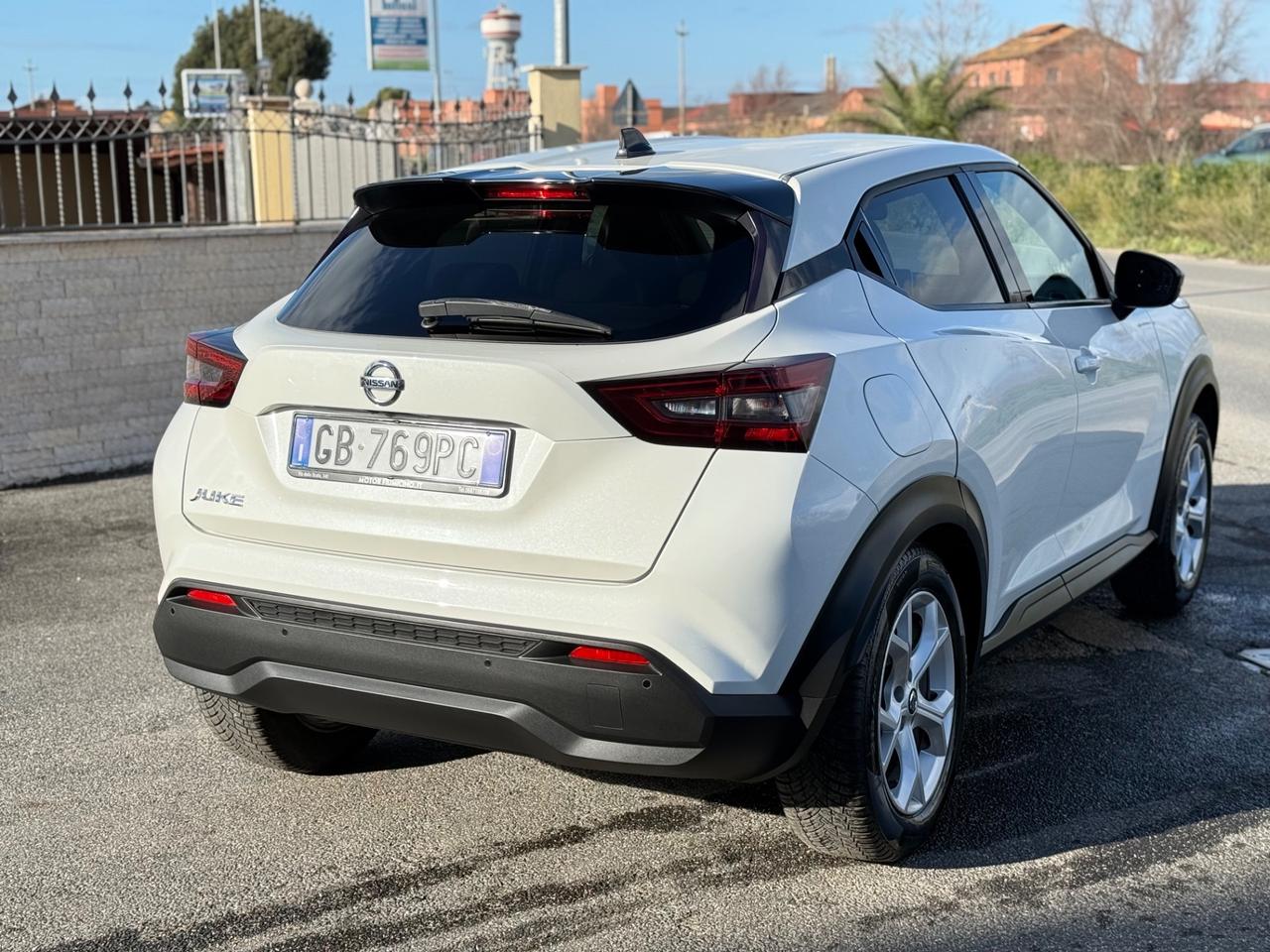 Nissan Juke 1.0 DIG-T 117cv N-Connecta