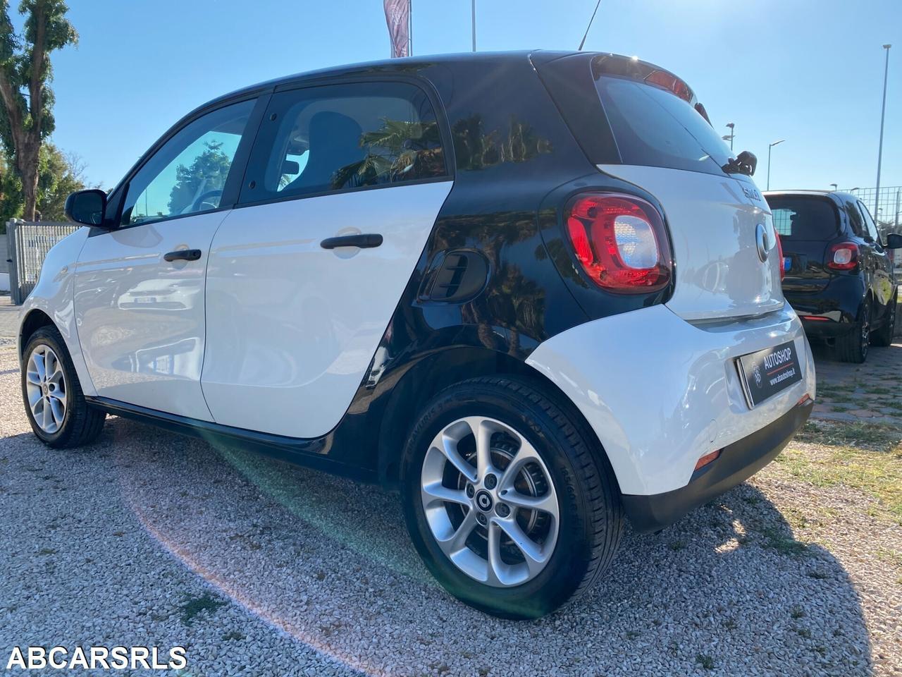 SMART - Forfour - 70 1.0 Youngster - NEOPATENTATI