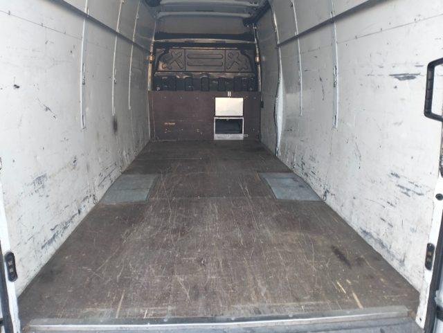 IVECO Daily 35C15V 3.0 HPT PLM-TM-RG Furgone