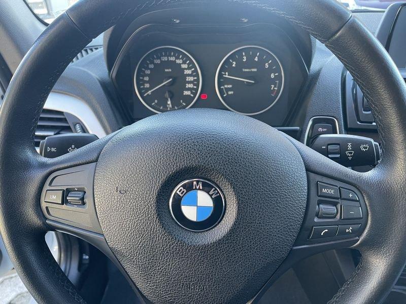 BMW Serie 1 116i 5p Urban + FARI XENON NEOPATENTATI OK