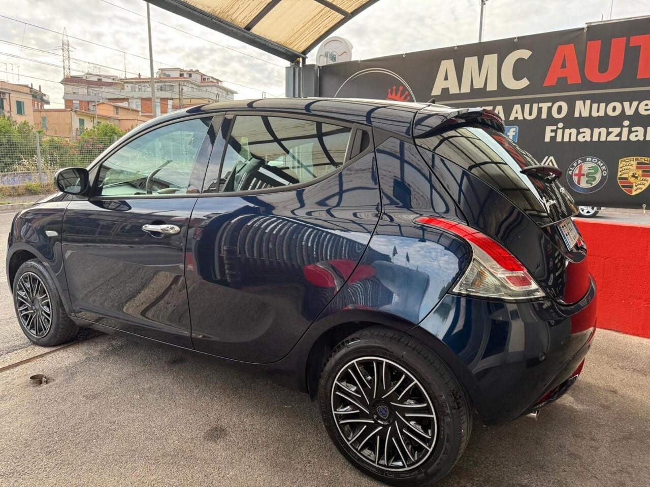 Lancia Ypsilon 1.2 69 CV 5 porte S&S Gold - BENZINA - EURO6 - POCHI KM