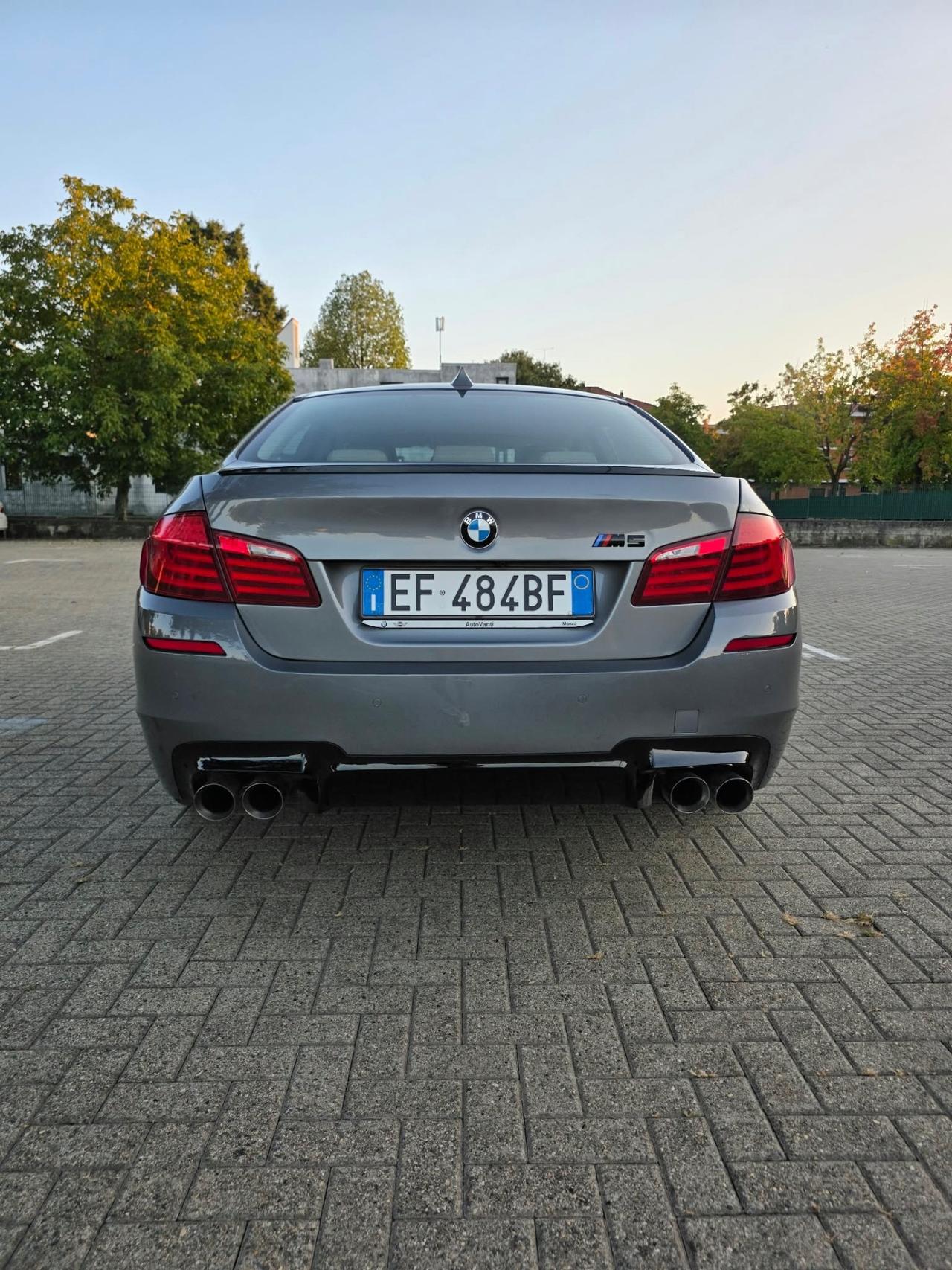 BMW 520d Pack M5