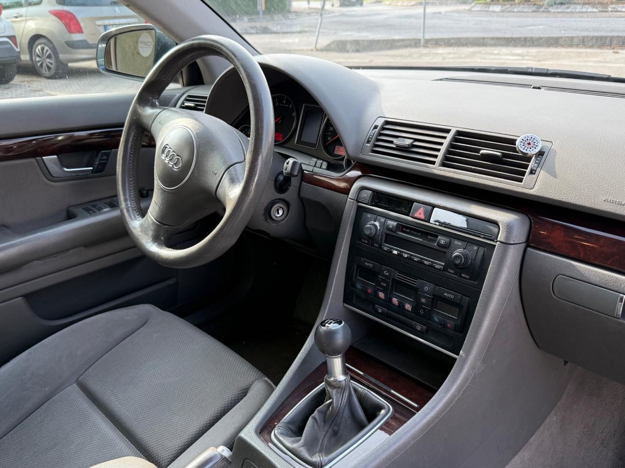 Audi A4 2.0 20V benzina