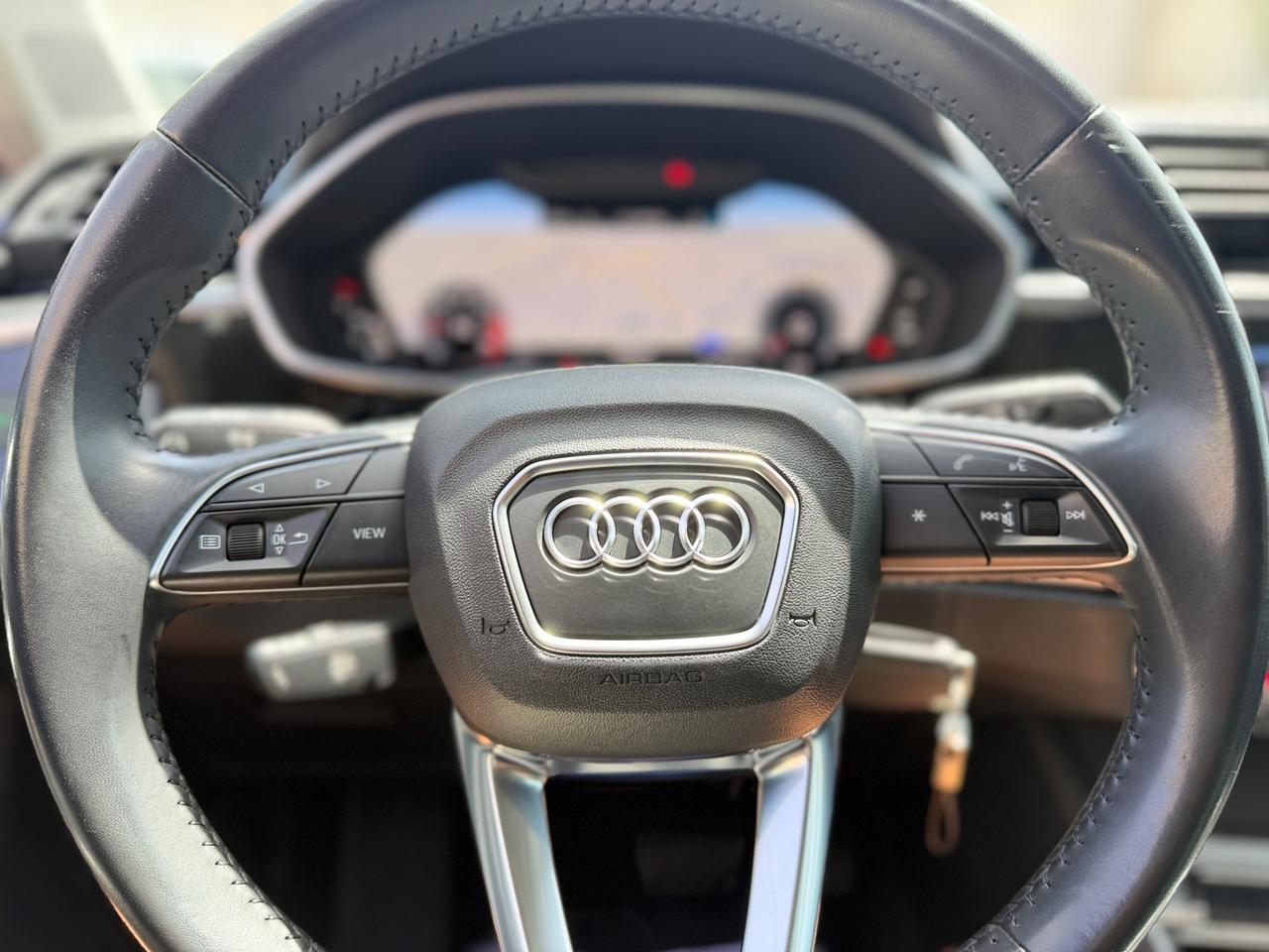 Audi Q3 2.0 tdi S-tronic Business Advanced-mod.2020 MATRIX/CAR PLAY