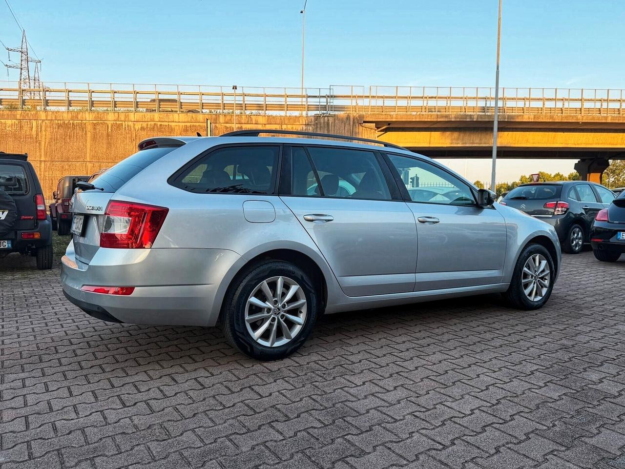 Skoda Octavia 2.0 TDI CR Wagon Executive NAVIGA CRUISE OK NEOPATENTATI