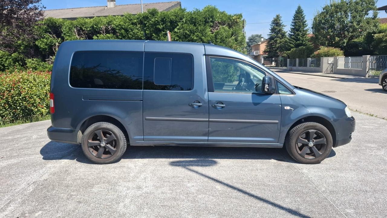 Volkswagen Caddy 2.0 TDI 140CV 4p. Van Vetrato DPF