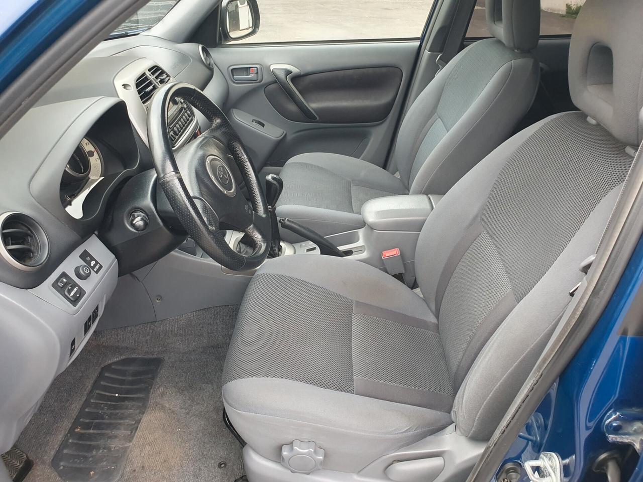 Toyota RAV 4 RAV4 2.0 D-4D 116cv 4x4 Neop 2003