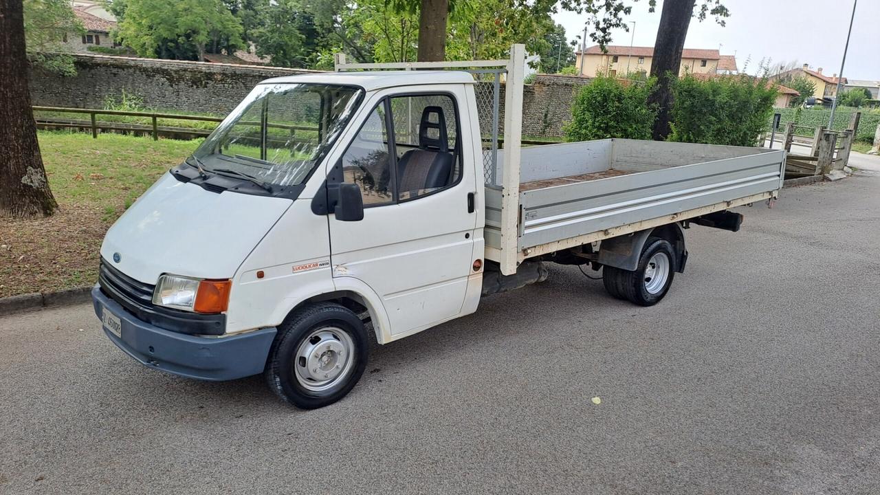 Ford Transit 2.5 D CASSONE DI 4,2 metri