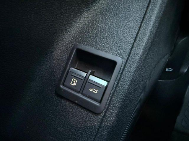 AUDI Q3 SPB 45 TFSI e S tronic Business Plus NAVI - MATRIX