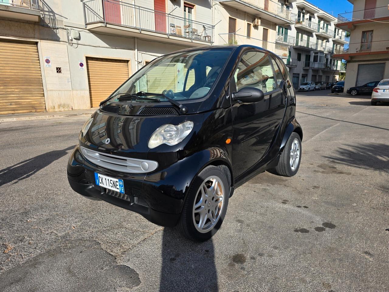 Smart ForTwo 700 coupé pulse (45 kW)