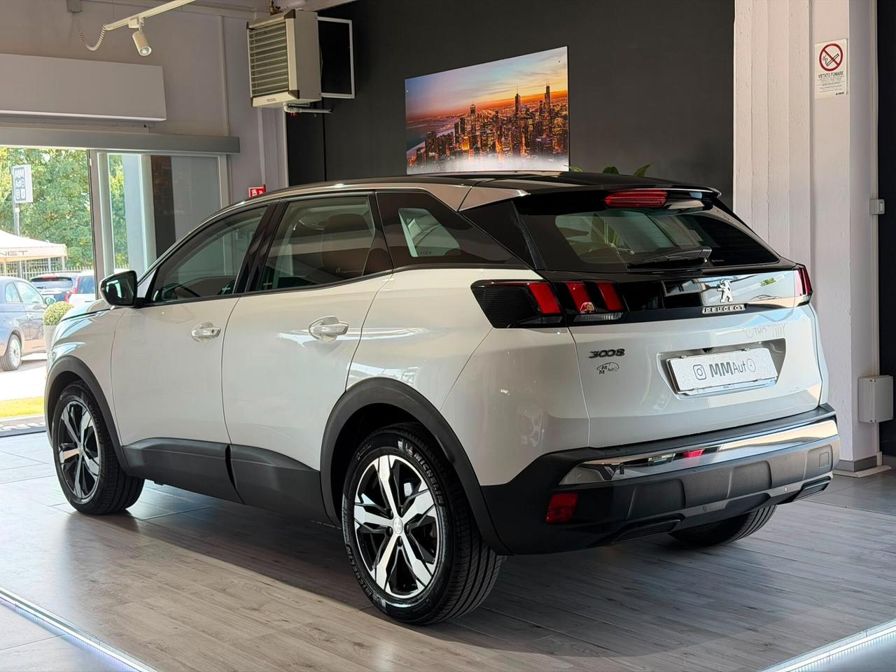 Peugeot 3008 BlueHDi 130 S&S EAT8 Allure