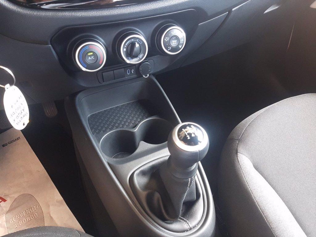 TOYOTA Aygo x 1.0 active 72cv del 2025