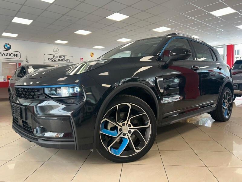 LYNK&CO 01 01 PHEV