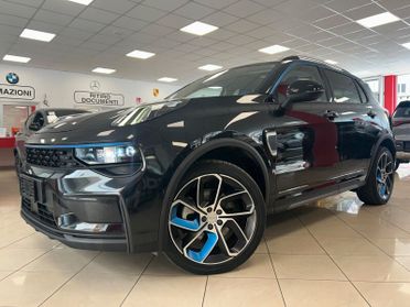 LYNK&CO 01 01 PHEV
