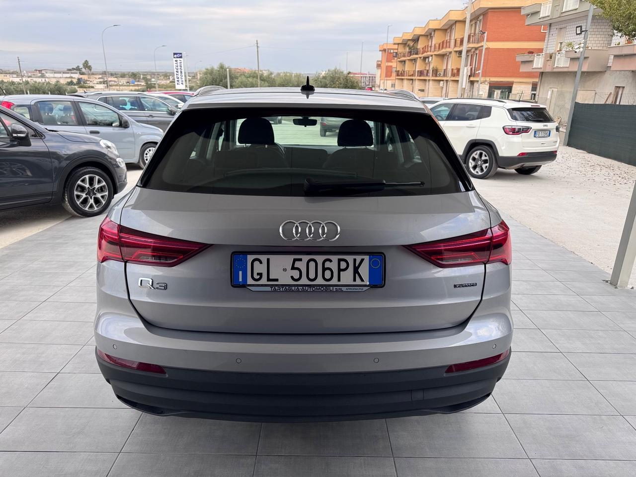 Audi Q3 35 TDI quattro S tronic Business Advanced
