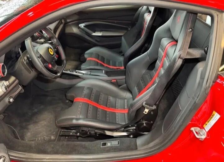 Ferrari F8 Tributo Spettacolare ferrari F8 tributo daytona 721cv. garanzia