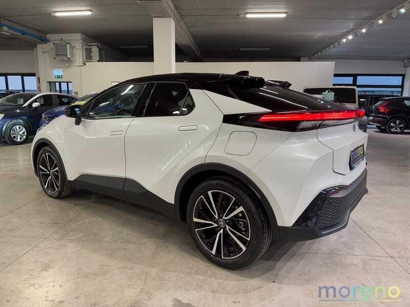 Toyota C-HR 1.8 hv Lounge fwd e-cvt