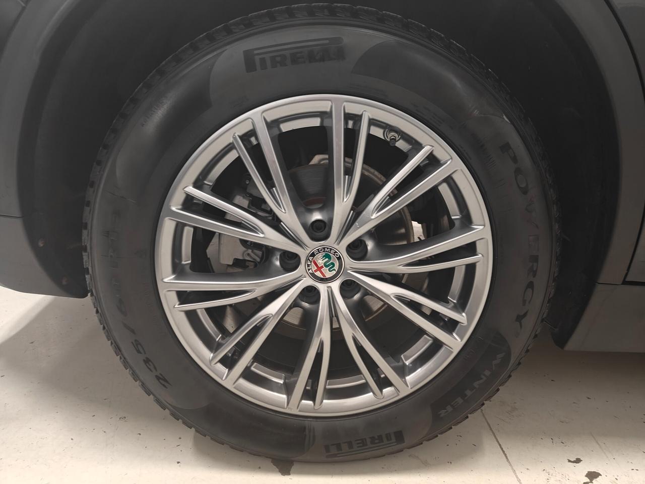 Alfa Romeo Stelvio 2.2 Turbodiesel 190 CV AT8 Q4 Business