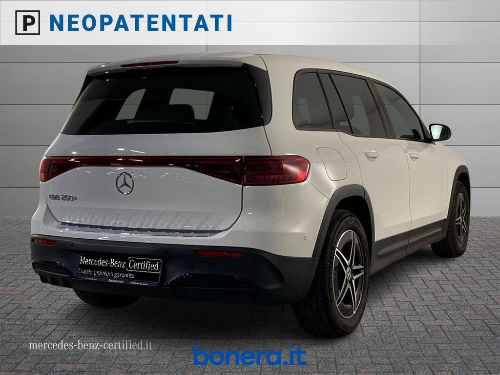 Mercedes EQB 250+ AMG Line Advanced
