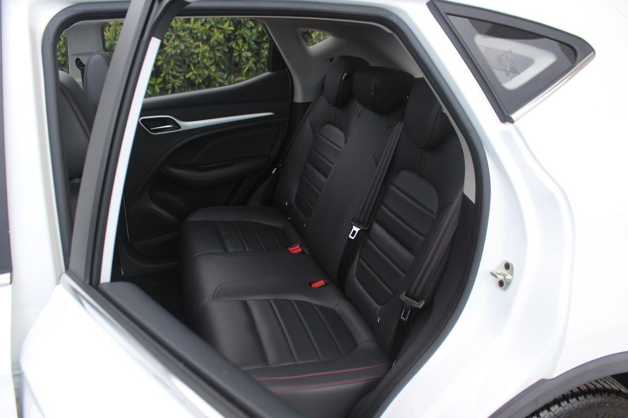 Mg ZS 1.0T-GDI Luxury
