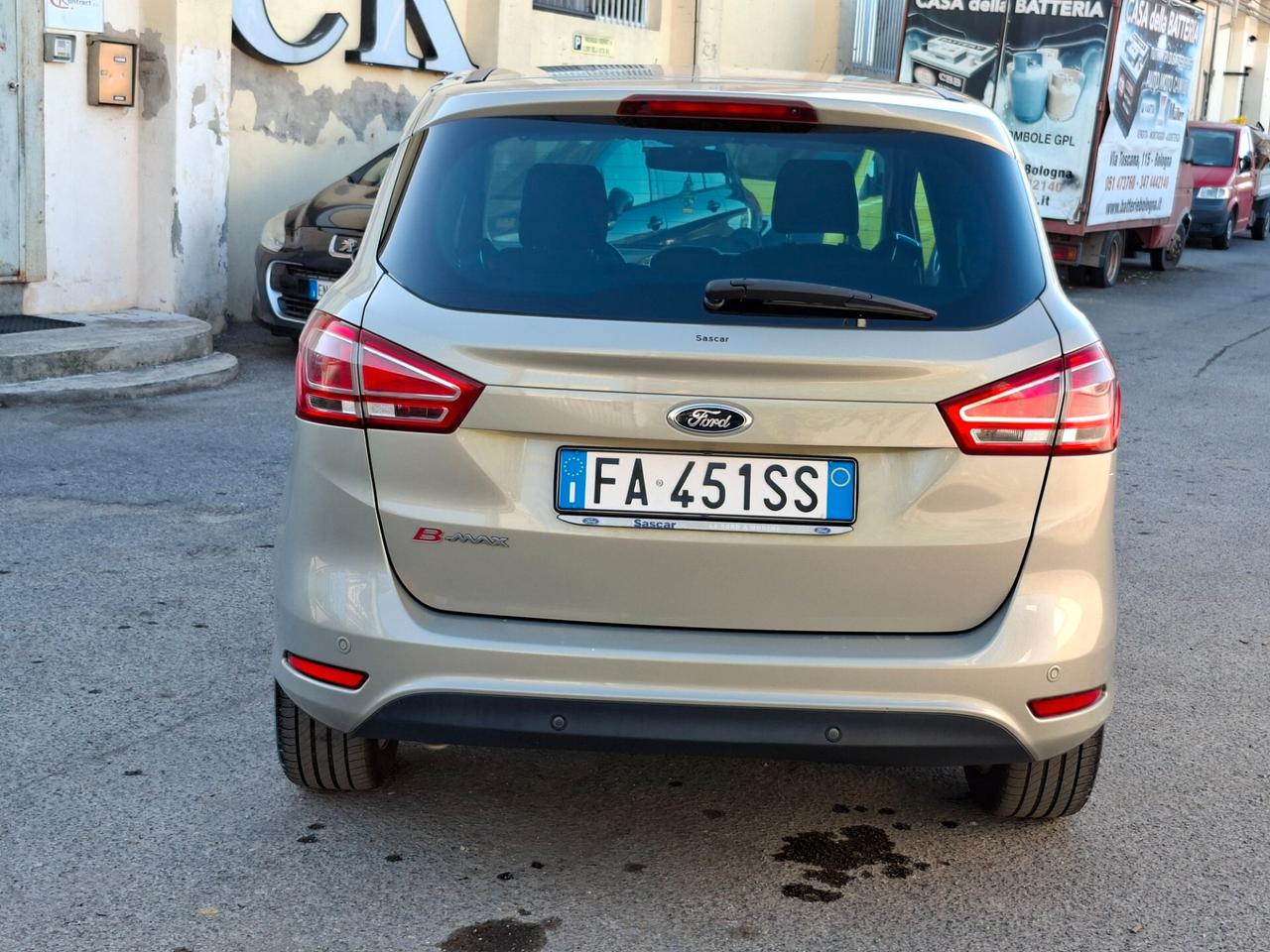 Ford B-Max 1.4 90 CV GPL Business Titanium X