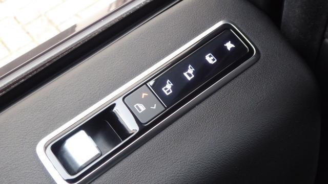 LAND ROVER Range Rover 3.0D l6 Westminster Black