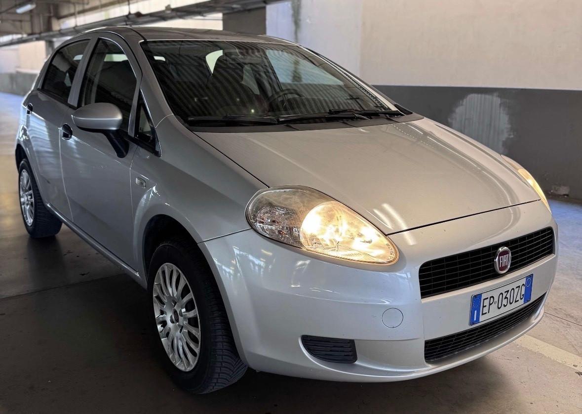Fiat Grande Punto 1.4 5 porte Actual Natural Power
