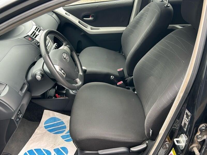 Toyota Yaris Yaris 3p 1.0