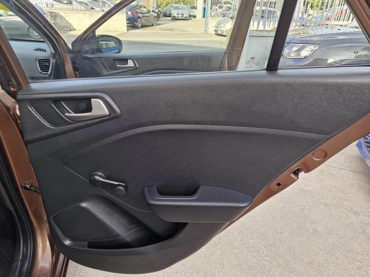 HYUNDAI I20 1.2 CONNECTILNE 75CV ANNO 10/2019