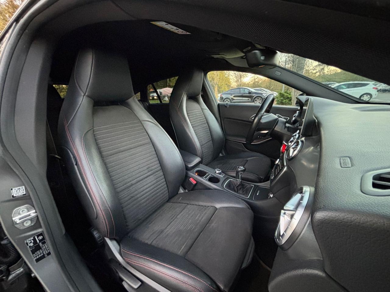 Mercedes-benz CLA 180D AMG Shooting Brake Premium