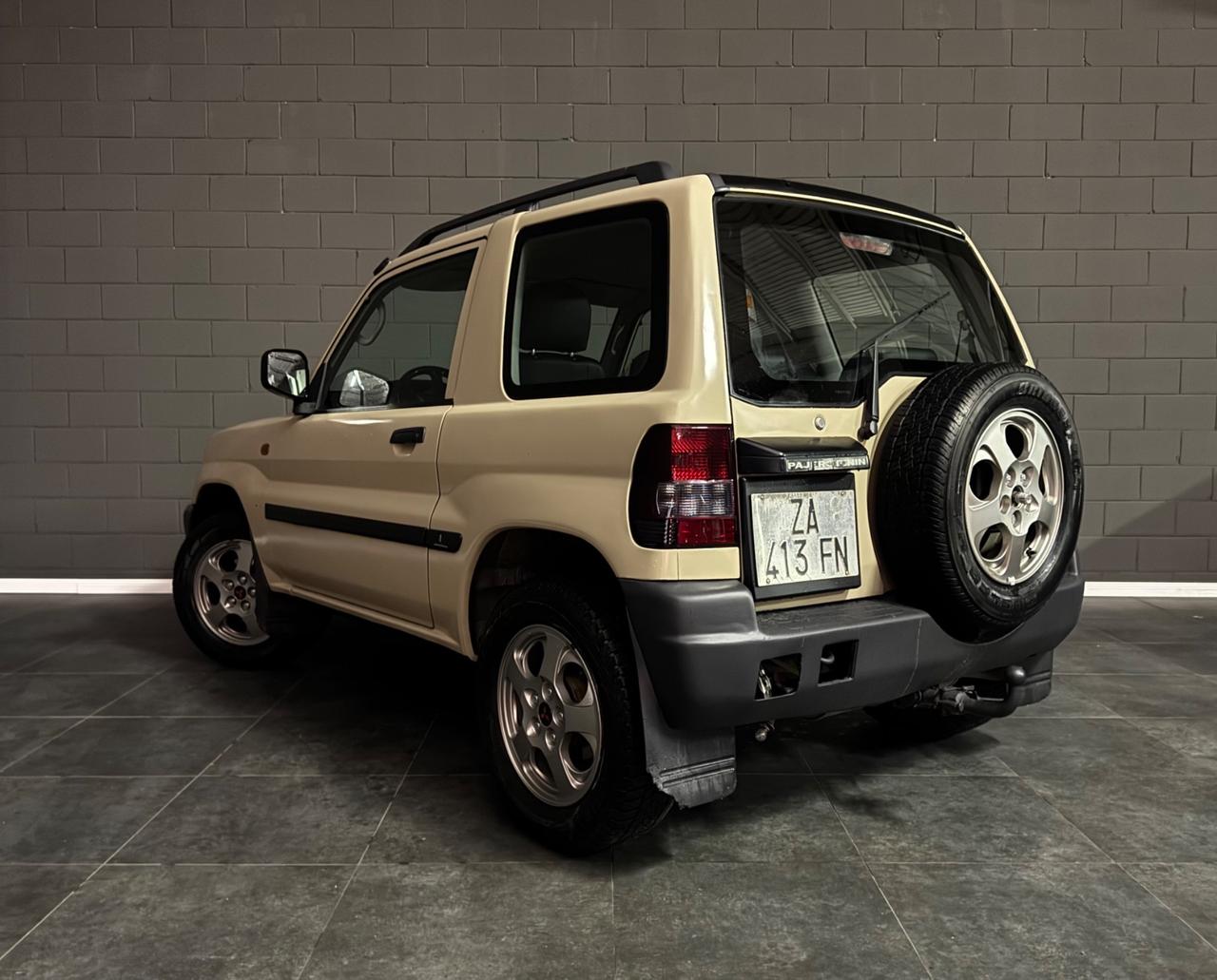 Mitsubishi Pajero Pinin 1.8 16V 4x4 INTERNI IN PELLE