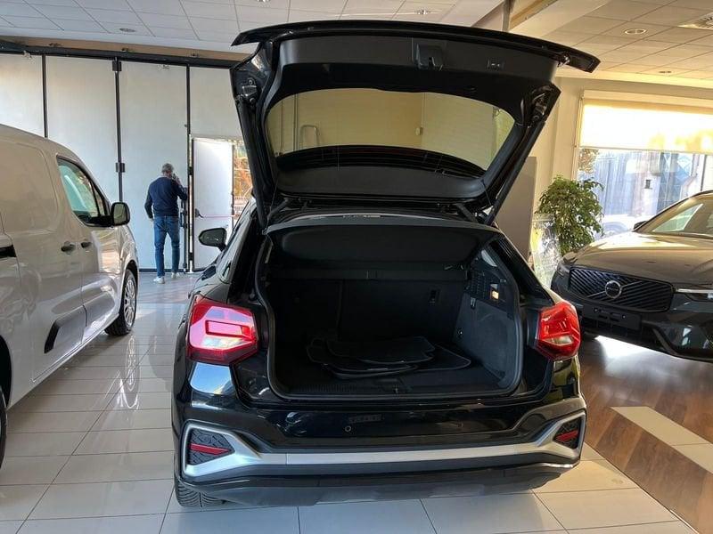 Audi Q2 Q2 35 TFSI S tronic Business Advanced