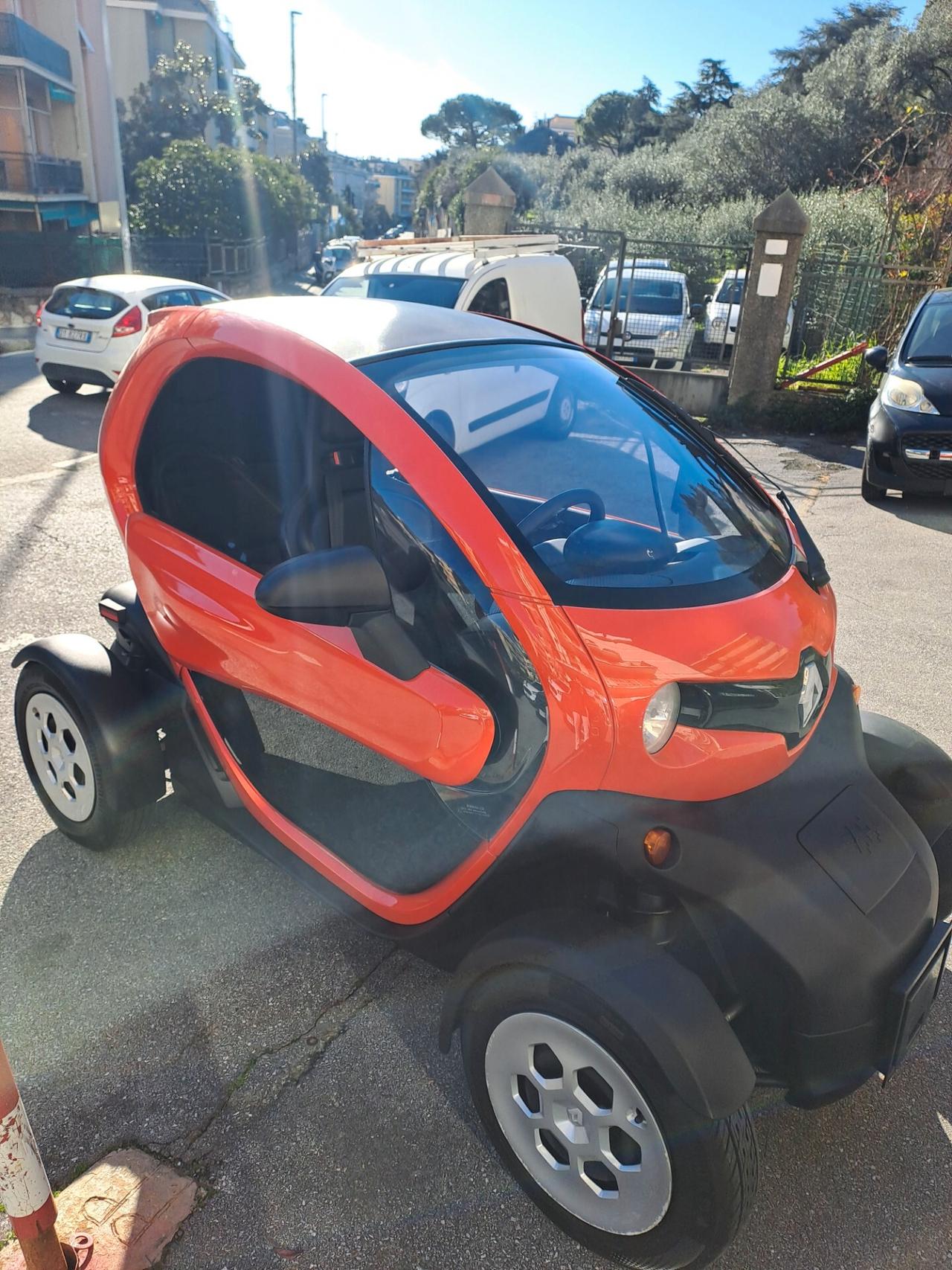 Renault Twizy 45