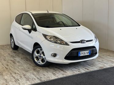 Ford Fiesta 1.4 Benzina - GPL Titanium Ok Neopatentati