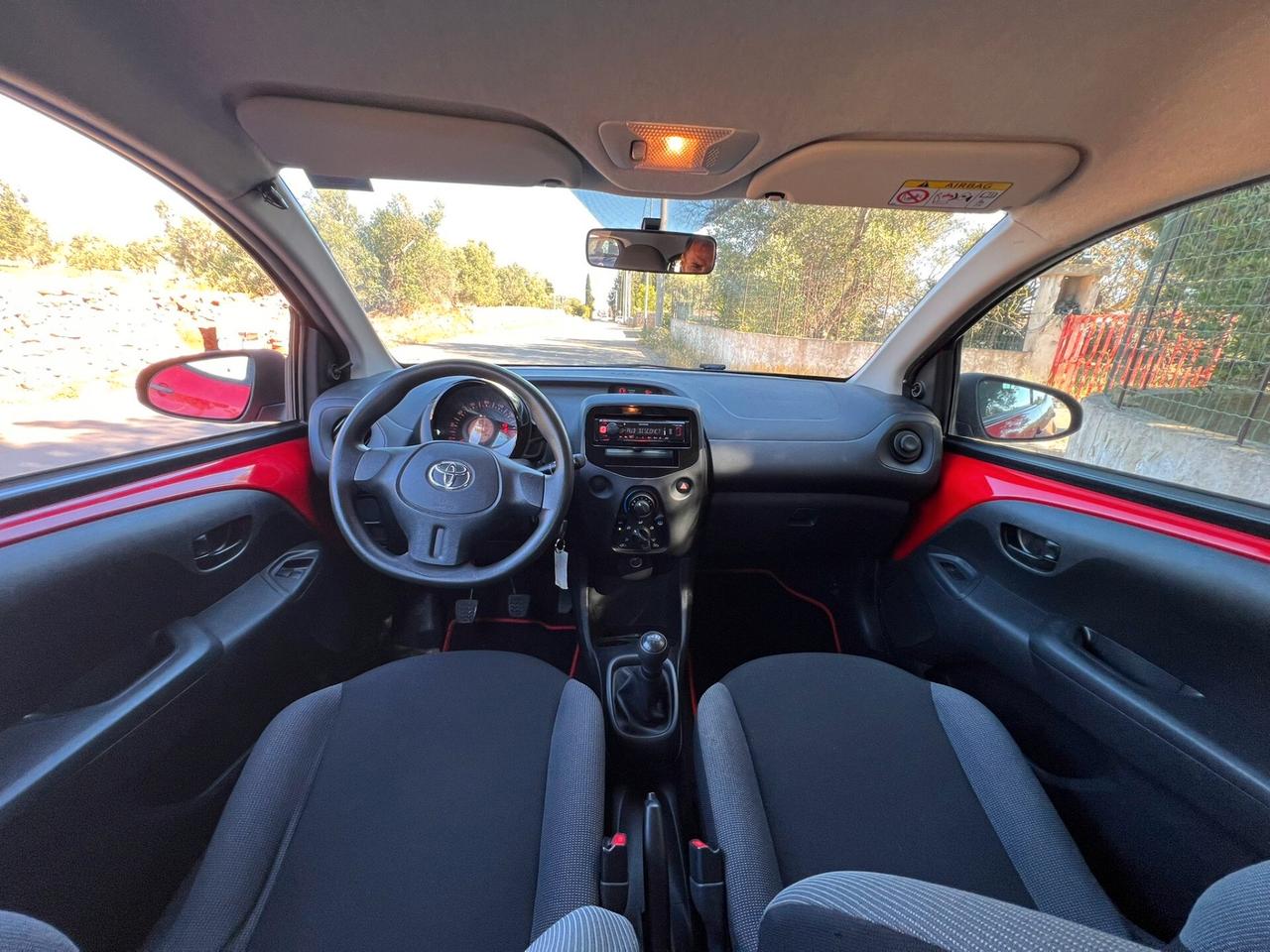 Toyota Aygo 1.0 VVT-i 69 CV 5 porte x-cool