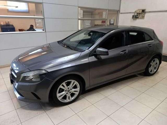 Mercedes-Benz A 180 A 180 d Automatic Business