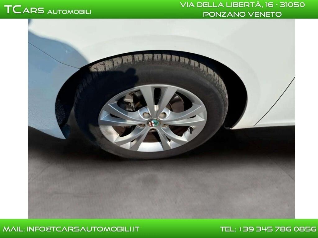 ALFA ROMEO GIULIETTA 1.6 JTDm-2 NEOPATENTATI