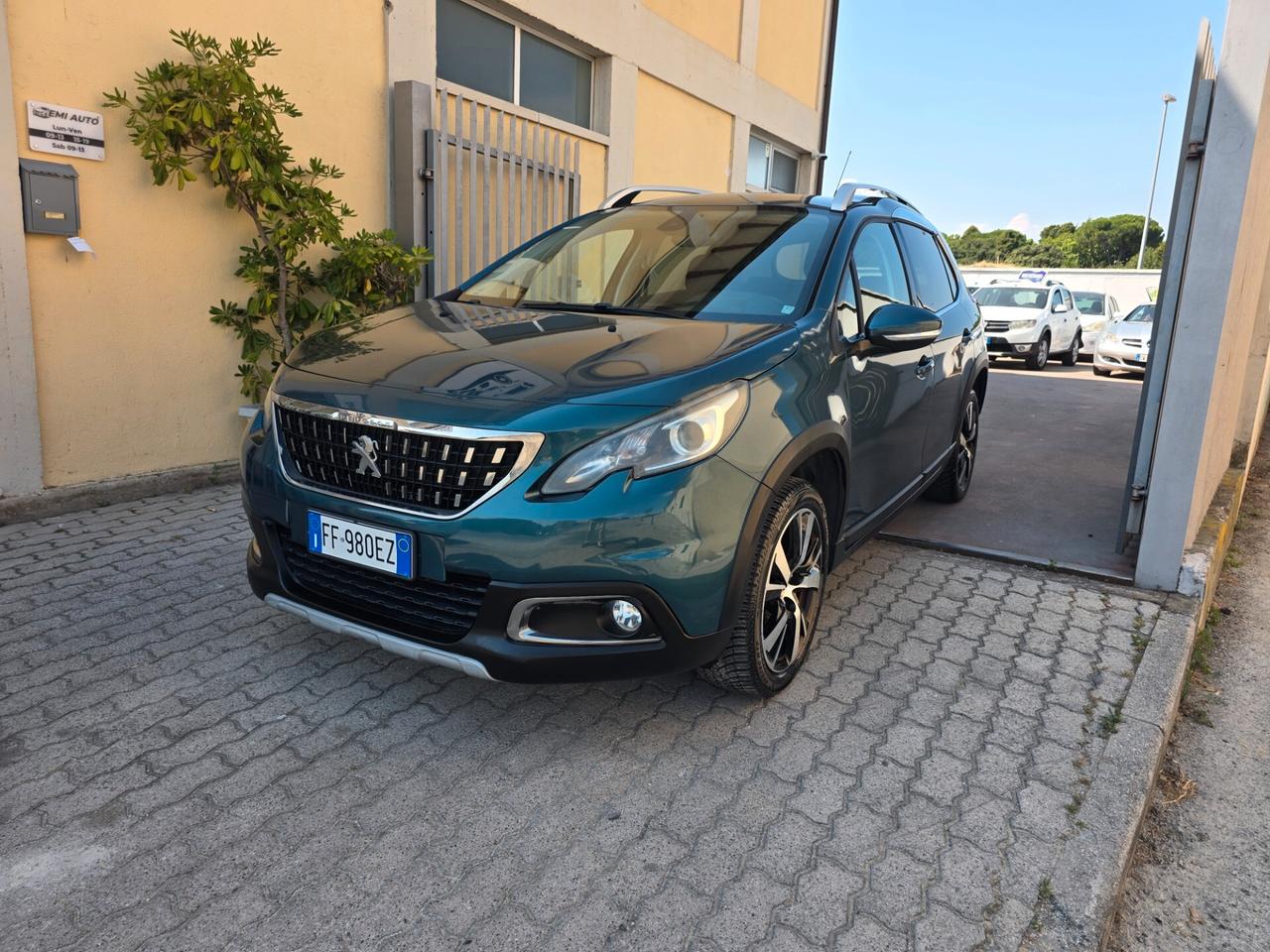 Peugeot 2008 BlueHDi 120 S&S Crossway
