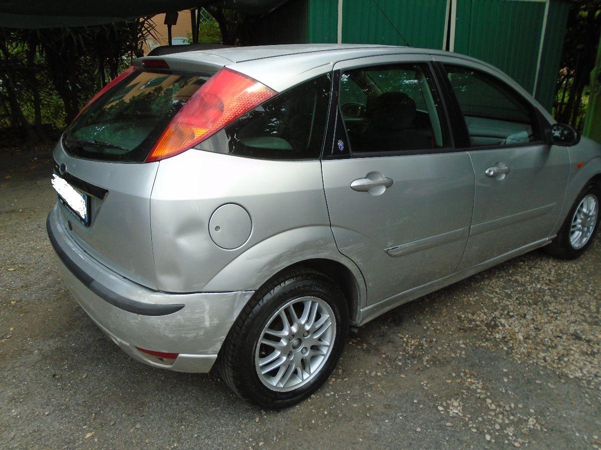 FORD Focus '02 5p 1.6i 16v Ghia FL