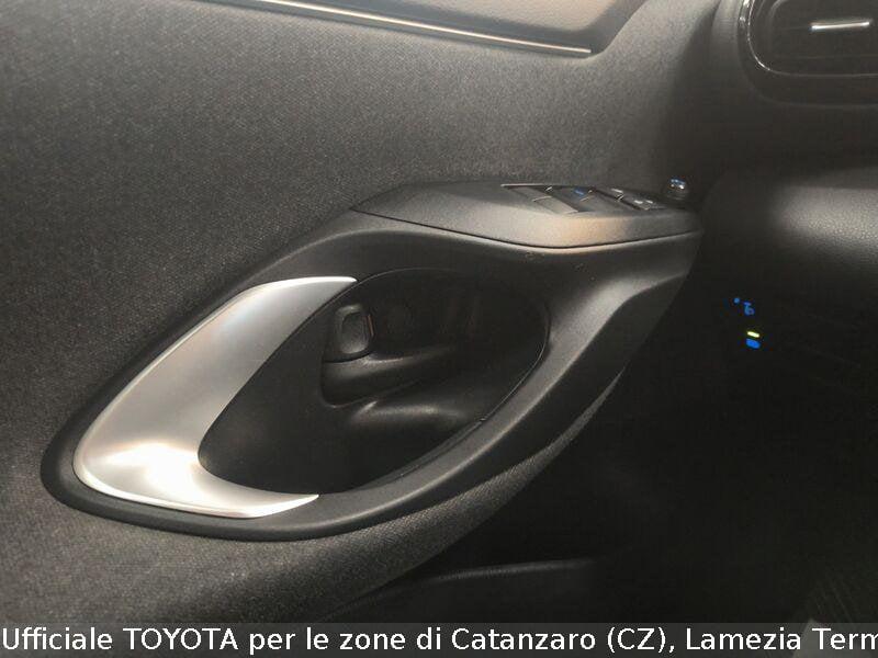 Toyota Yaris 1.5 Hybrid 5 porte Trend