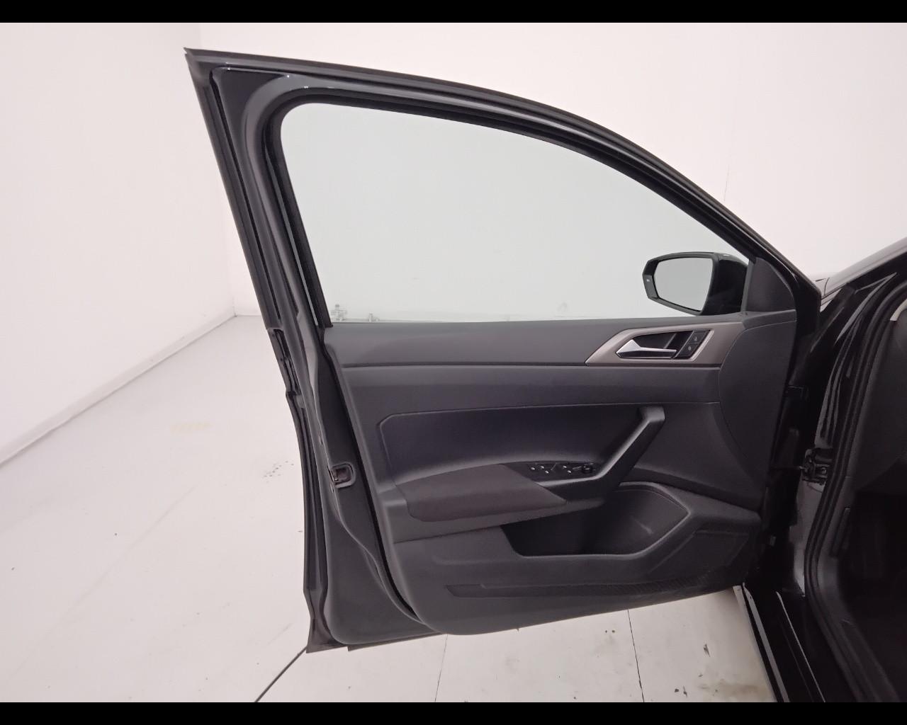 VOLKSWAGEN Polo VI 2017 - Polo 5p 1.0 evo Comfortline 80cv