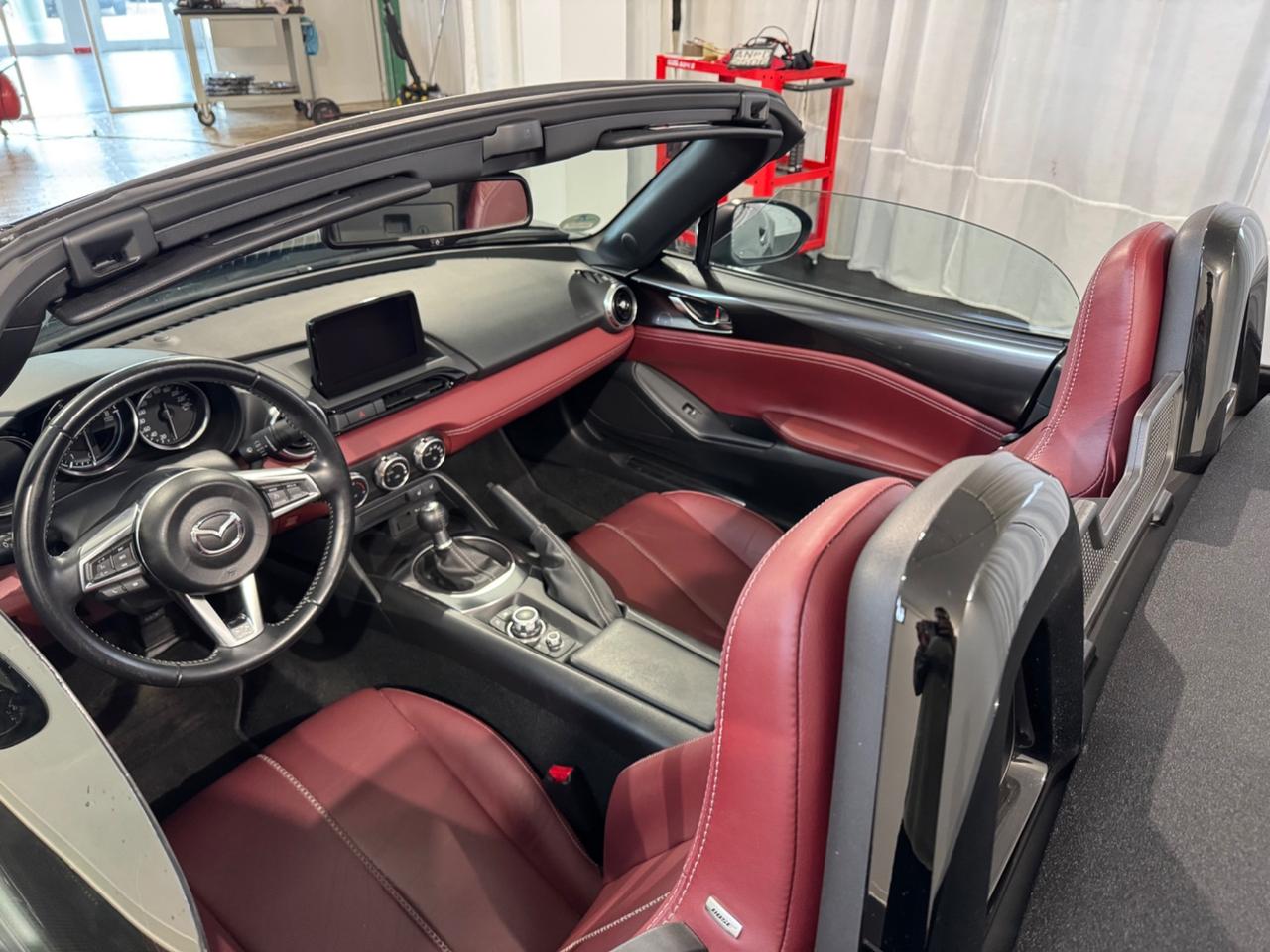 Mazda MX-5 1.5L Skyactiv-G 1 PROPRIETARIO