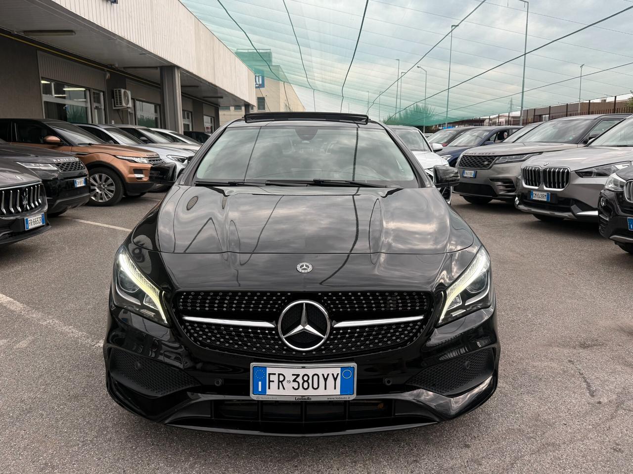 Mercedes-Benz CLA 220 d Premium 4matic auto AMG / TETTO PANORAMICO