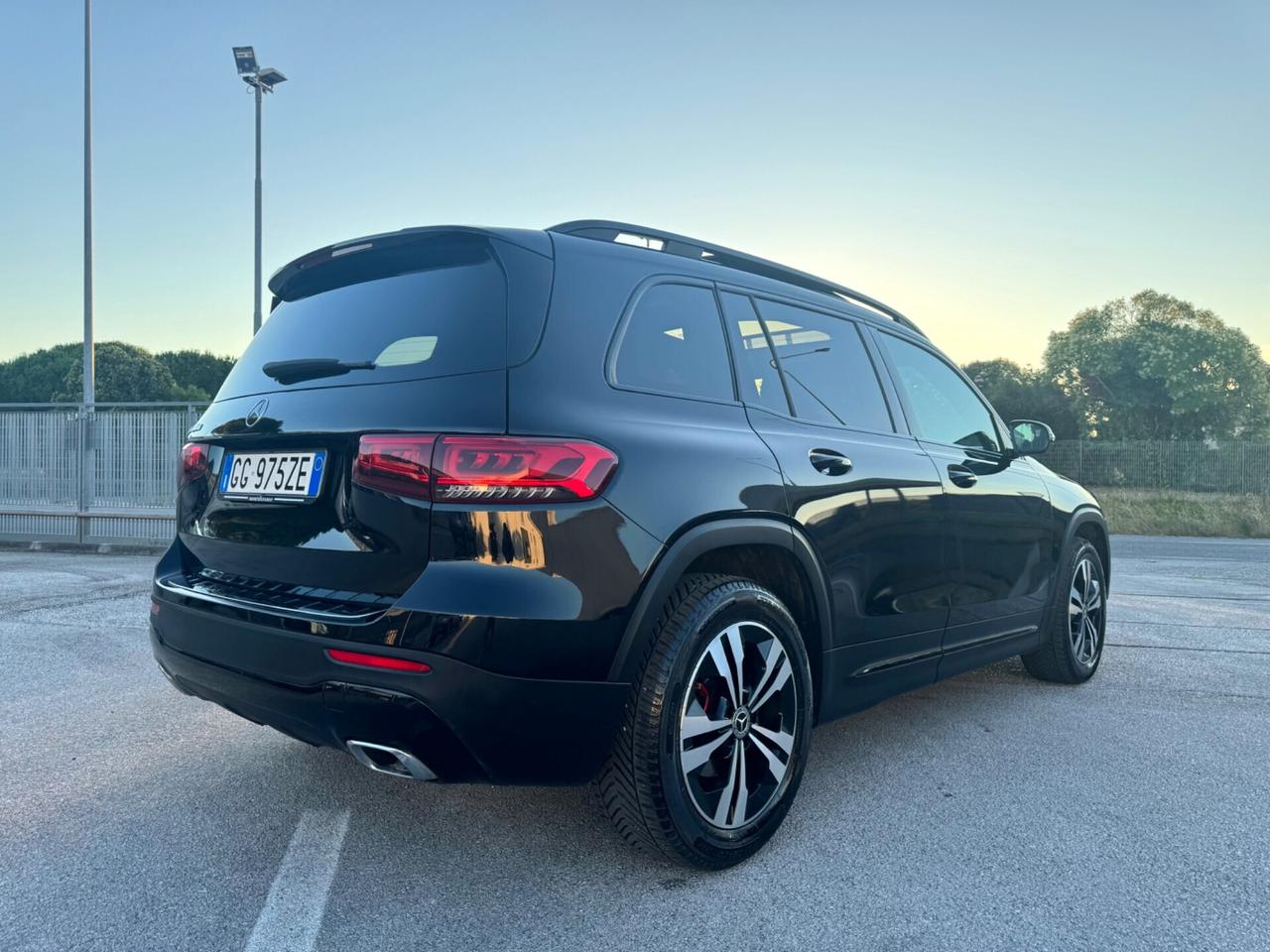 MERCEDES GLB 180D Sport Plus - Tetto Led Navi 18