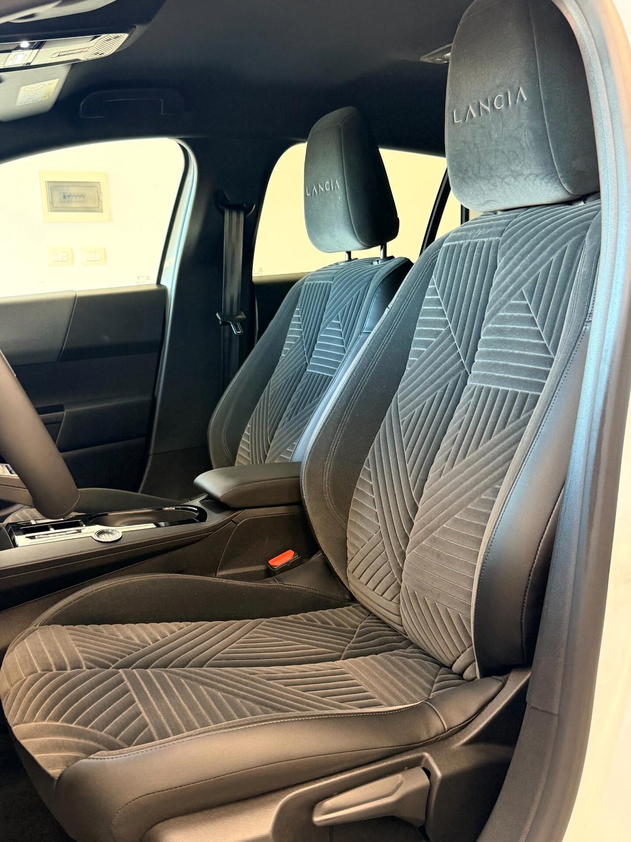 Lancia Ypsilon 1.2 mhev Edizione Limitata APPLE CARPLAY,VIRTUAL COCKPIT,TELECAMERA 360,ALCANTARA,NAVI