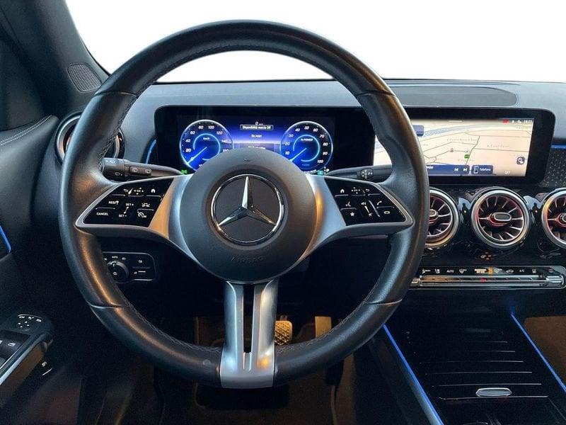 Mercedes-Benz EQB 300 Progressive Advanced 4matic