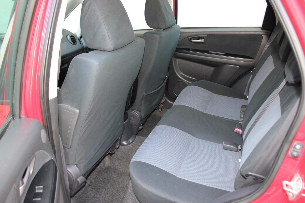 FIAT Sedici Diesel 1.9 M-Jet 120cv 4x4 .